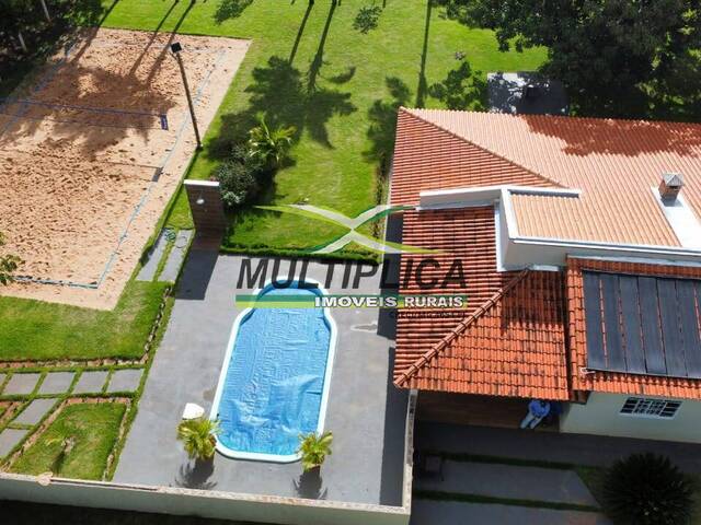 Casa sede muito boa