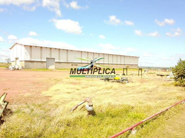 # -  para Venda em Uberlândia - MG - 3