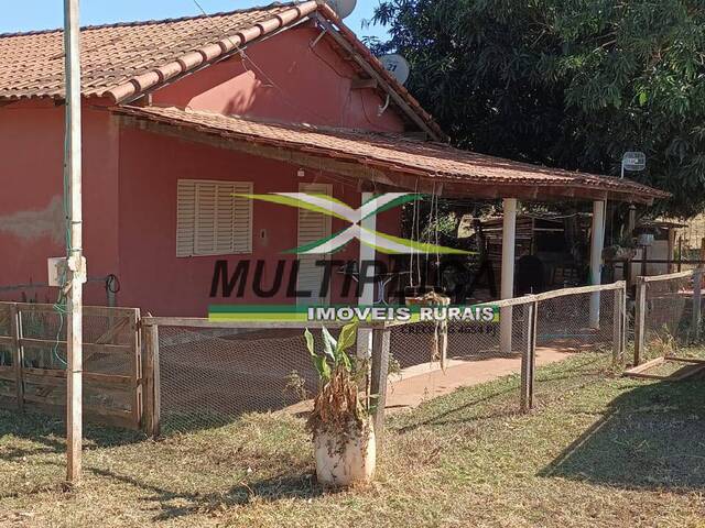#657 - Fazenda para Venda em Comendador Gomes - MG - 3
